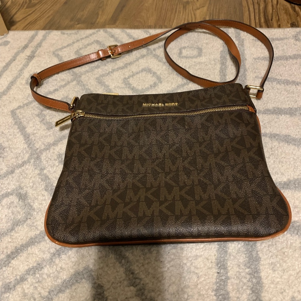 MK messenger crossbody